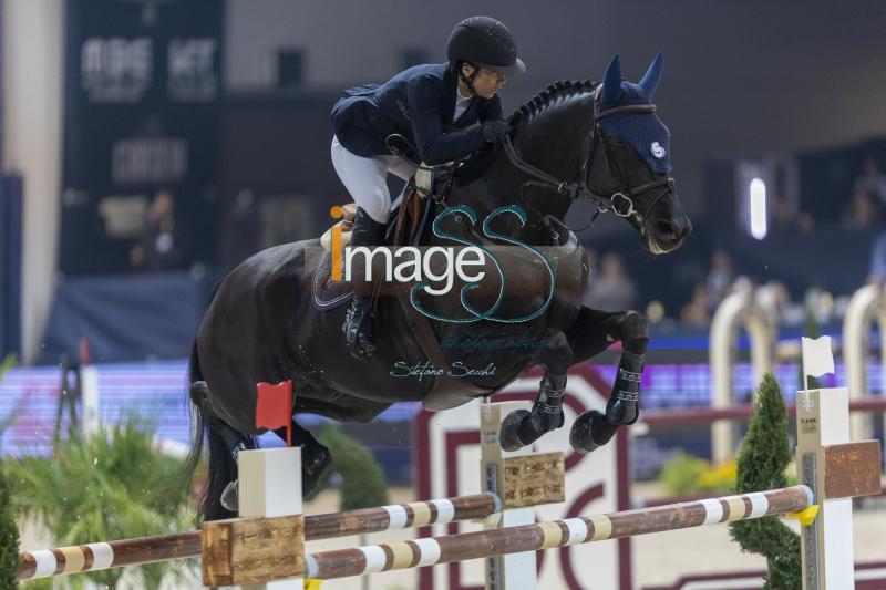 Pezzoli Clara (ITA) riding Fantasia de Beaufour_Verona_20241109_SS358596.jpg